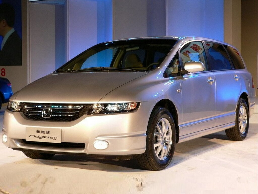 Honda Odyssey 3 поколение, минивэн (10.2003 - 03.2006)